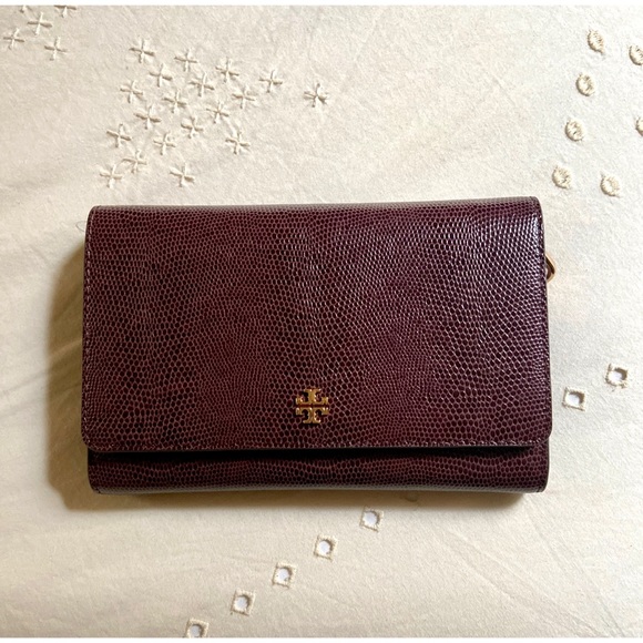 Tory Burch Emerson Chain Wallet - Picture 4 of 5